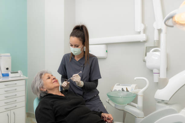 Best Emergency Dental Extractions in Lexington, MI